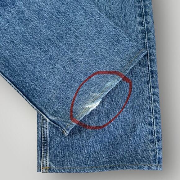 Levi's 505 Original Regular Fit Straight Leg Medium Wash Blue Jeans Size 42X32 - Picture 15 of 15